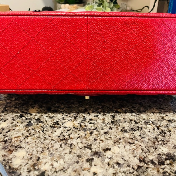 CHANEL JUMBO DOUBLE FLAP RED quilted caviar leather handbag - Picture 5 of 17